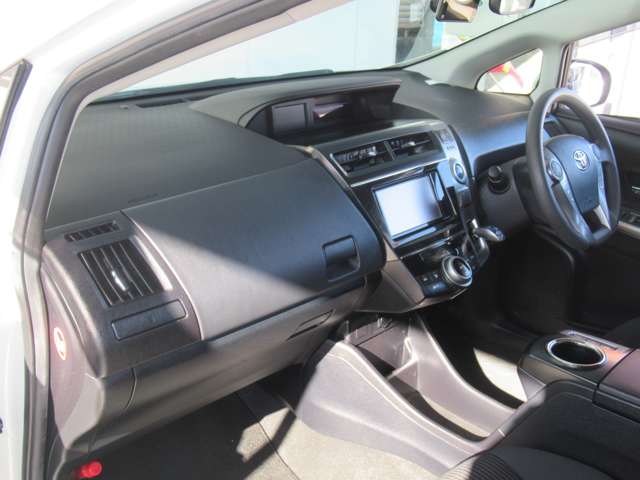 トヨタ プリウスΑ １．８ Ｓ H28年 (東北) 99