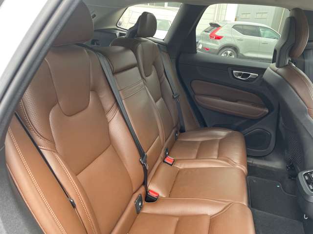 ボルボ ＸＣ６０ Ｄ４ ＡＷＤ インスクリプション ディーゼルターボ ４ＷＤ H30年 (東北) 99