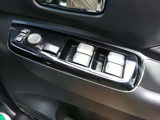 三菱 デリカ　ミニ ６６０ Ｔ プレミアム R6年 (関東) 99