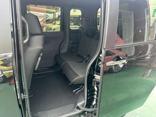 ホンダ Ｎ　ＢＯＸ カスタム ６６０ R7年 (東海) 99