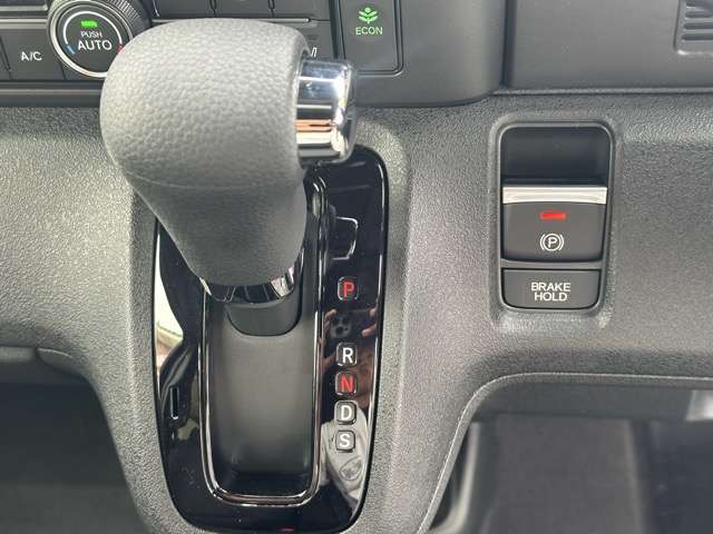 ホンダ Ｎ　ＢＯＸ カスタム ６６０ R7年 (東海) 99