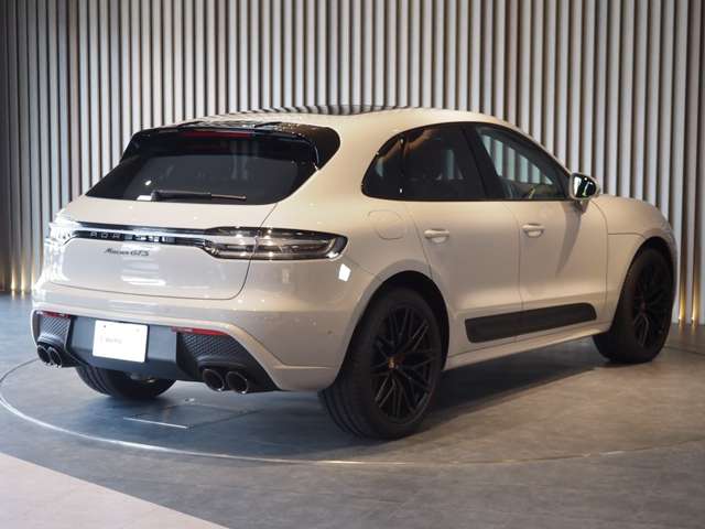 ポルシェ マカン ＧＴＳ ＰＤＫ ４ＷＤ R6年 (近畿) 99