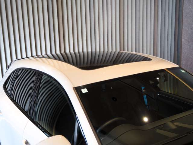 ポルシェ マカン ＧＴＳ ＰＤＫ ４ＷＤ R6年 (近畿) 99