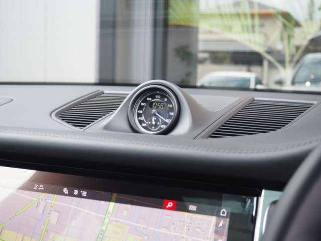 ポルシェ マカン ＧＴＳ ＰＤＫ ４ＷＤ R6年 (近畿) 99