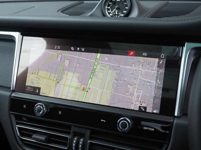 ポルシェ マカン ＧＴＳ ＰＤＫ ４ＷＤ R6年 (近畿) 99