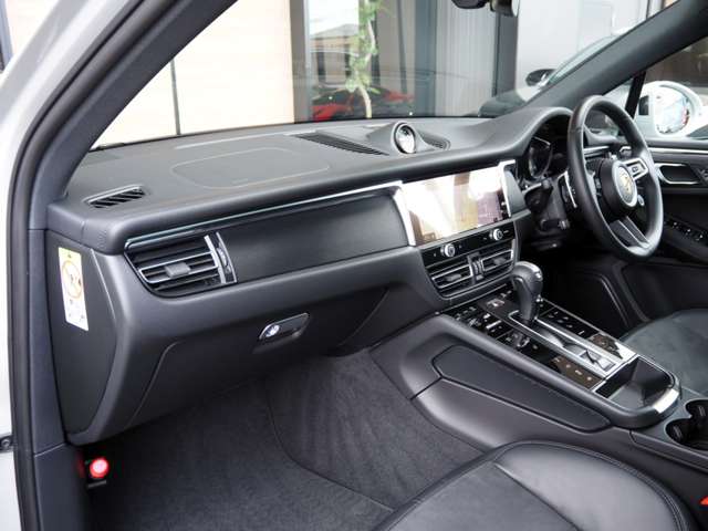 ポルシェ マカン ＧＴＳ ＰＤＫ ４ＷＤ R6年 (近畿) 99