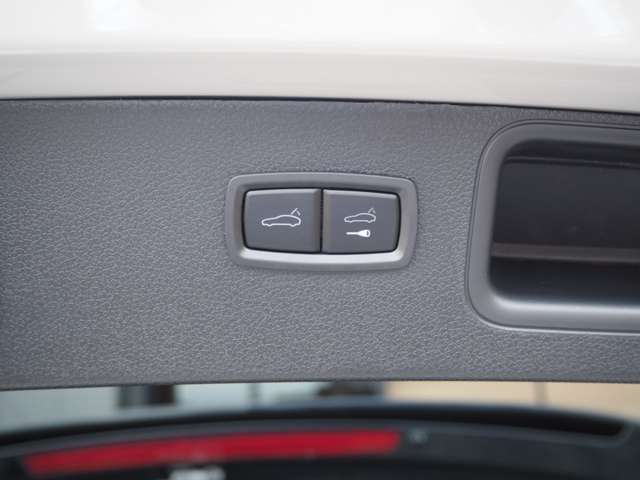 ポルシェ マカン ＧＴＳ ＰＤＫ ４ＷＤ R6年 (近畿) 99