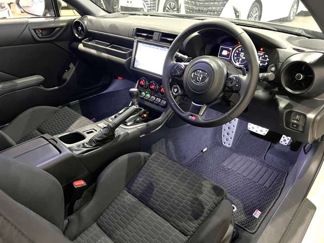 トヨタ ＧＲ８６ ２．４ ＳＺ R6年 (関東) 99