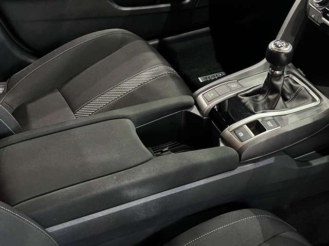 ホンダ シビック １．５ R1年 (関東) 99