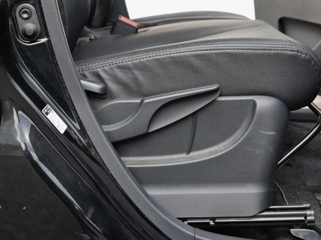 ダイハツ キャスト　スタイル スタイル ６６０ Ｇ プライムコレクション ＳＡＩＩＩ R4年 (中国) 99