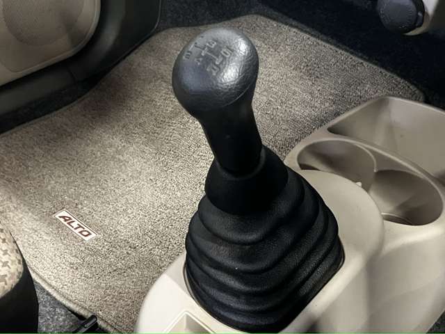 スズキ アルト ６６０ Ｆ ４ＷＤ H25年 (北海道) 99