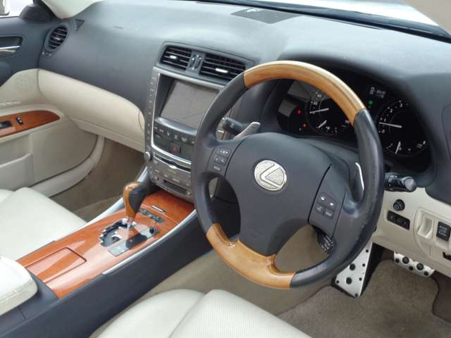 レクサス ＩＳコンバーチブル ２５０Ｃ バージョンＬ H21年 (中国) 99