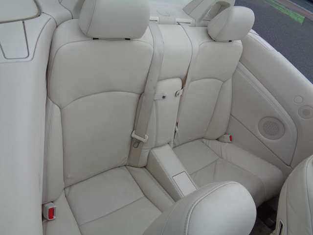 レクサス ＩＳコンバーチブル ２５０Ｃ バージョンＬ H21年 (中国) 99