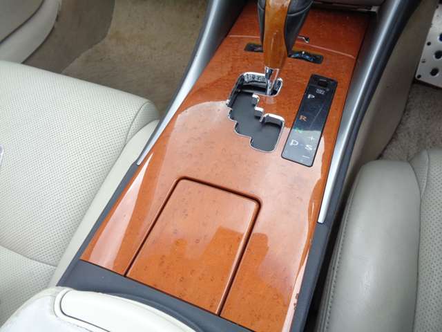 レクサス ＩＳコンバーチブル ２５０Ｃ バージョンＬ H21年 (中国) 99