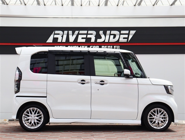 ホンダ Ｎ　ＢＯＸ カスタム ６６０ Ｌ ターボ R4年 (関東) 99