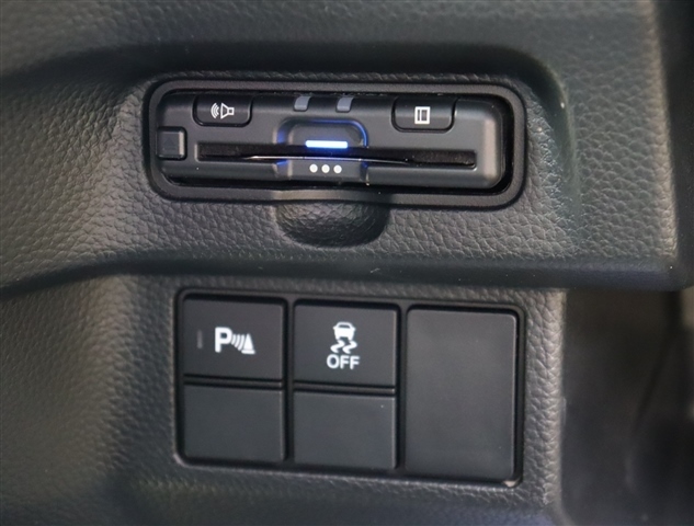 ホンダ Ｎ　ＢＯＸ カスタム ６６０ Ｌ ターボ R4年 (関東) 99