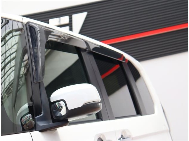 ホンダ Ｎ　ＢＯＸ カスタム ６６０ Ｌ ターボ R4年 (関東) 99