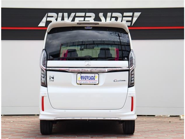 ホンダ Ｎ　ＢＯＸ カスタム ６６０ Ｌ ターボ R4年 (関東) 99