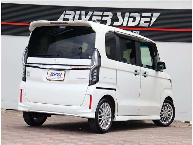 ホンダ Ｎ　ＢＯＸ カスタム ６６０ Ｌ ターボ R4年 (関東) 99