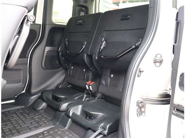 ホンダ Ｎ　ＢＯＸ カスタム ６６０ Ｌ ターボ R4年 (関東) 99