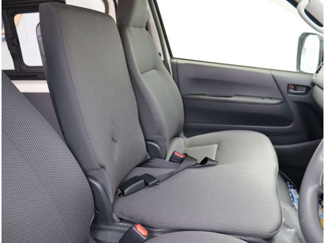 トヨタ ハイエースバン ２．０ ＤＸ ロング ＧＬパッケージ R7年 (関東) 99