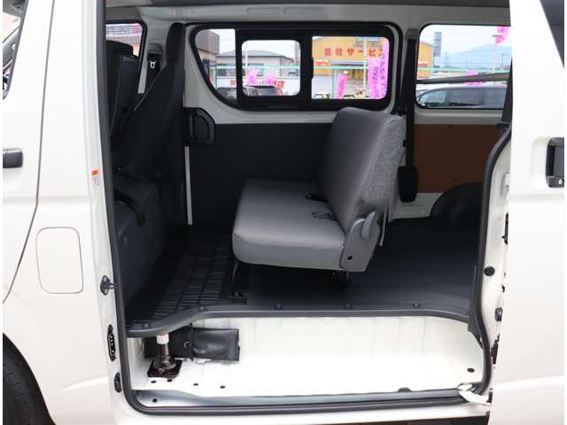 トヨタ ハイエースバン ２．０ ＤＸ ロング ＧＬパッケージ R7年 (関東) 99