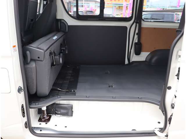 トヨタ ハイエースバン ２．０ ＤＸ ロング ＧＬパッケージ R7年 (関東) 99