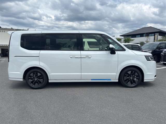ホンダ ステップワゴン　ハイブリッド ２．０ Ｅ：ＨＥＶ スパーダ R7年 (近畿) 99