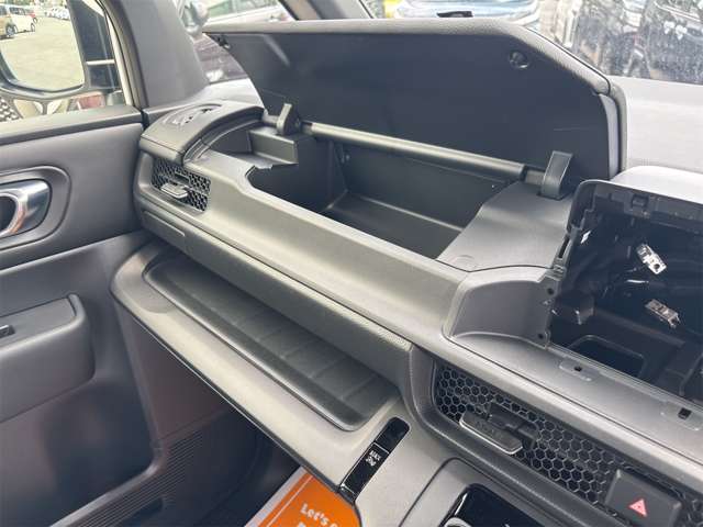 ホンダ ステップワゴン　ハイブリッド ２．０ Ｅ：ＨＥＶ スパーダ R7年 (近畿) 99