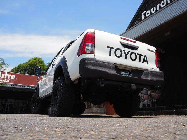 トヨタ ハイラックス ２．４ Ｘ ディーゼルターボ ４ＷＤ H30年 (関東) 99