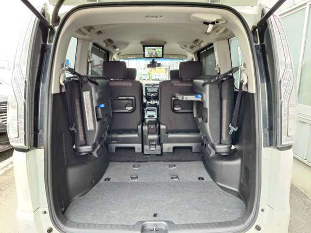 日産 セレナ ２．０ ハイウェイスター Ｖセレクション＋ＳＡＦＥＴＹ Ｓ－ＨＹＢＲＩＤ アドバンストセーフティ ＰＫＧ H26年 (関東) 99