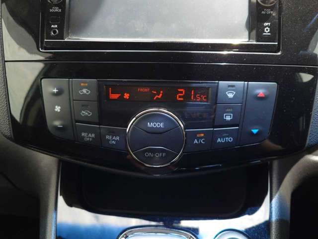 日産 セレナ ２．０ ハイウェイスター Ｖセレクション＋ＳＡＦＥＴＹ Ｓ－ＨＹＢＲＩＤ アドバンストセーフティ ＰＫＧ H26年 (関東) 99