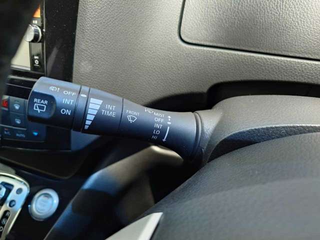 日産 セレナ ２．０ ハイウェイスター Ｖセレクション＋ＳＡＦＥＴＹ Ｓ－ＨＹＢＲＩＤ アドバンストセーフティ ＰＫＧ H26年 (関東) 99