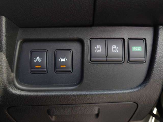 日産 セレナ ２．０ ハイウェイスター Ｖセレクション＋ＳＡＦＥＴＹ Ｓ－ＨＹＢＲＩＤ アドバンストセーフティ ＰＫＧ H26年 (関東) 99