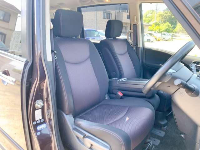 日産 セレナ ２．０ ハイウェイスター Ｖセレクション H24年 (九州・沖縄) 99