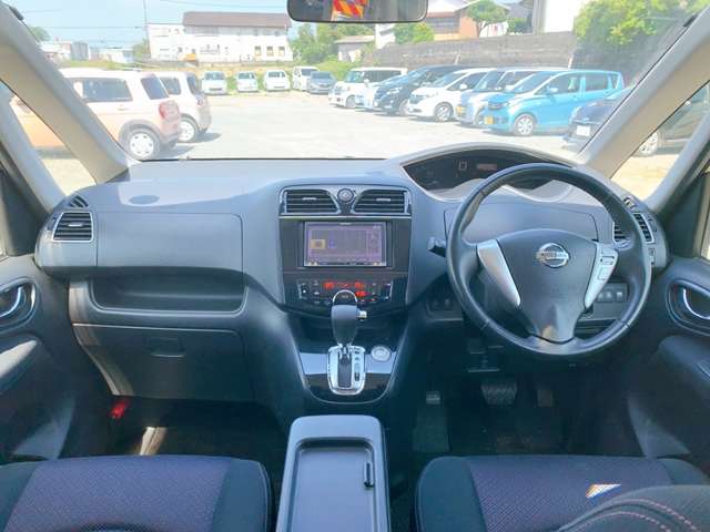 日産 セレナ ２．０ ハイウェイスター Ｖセレクション H24年 (九州・沖縄) 99