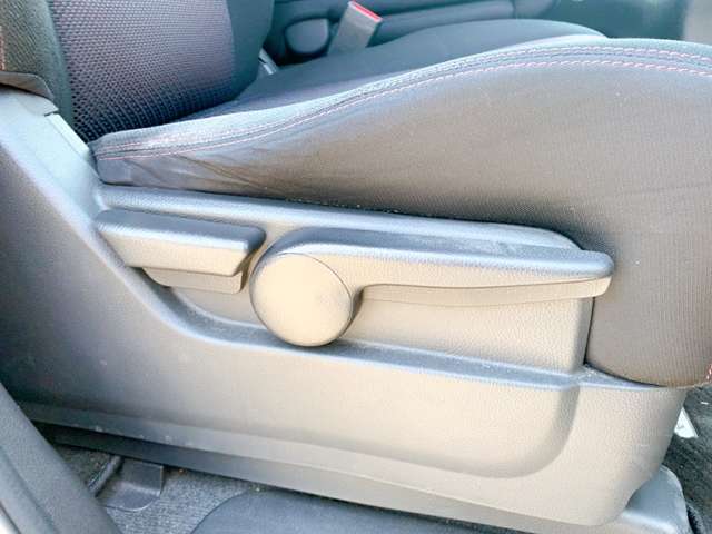 日産 セレナ ２．０ ハイウェイスター Ｖセレクション H24年 (九州・沖縄) 99