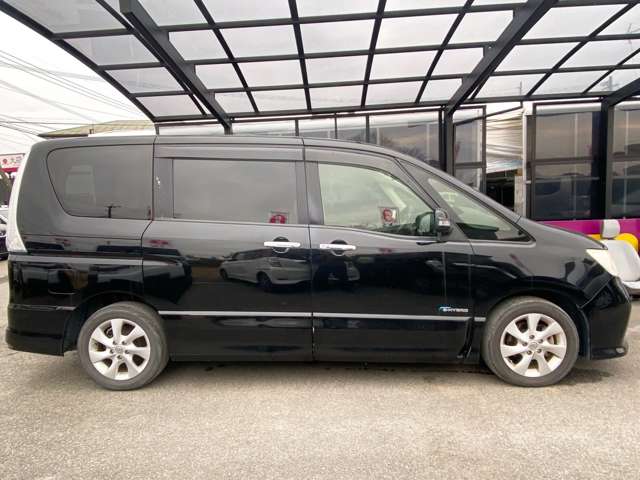 日産 セレナ ２．０ ハイウェイスター Ｓ－ＨＹＢＲＩＤ H25年 (九州・沖縄) 99