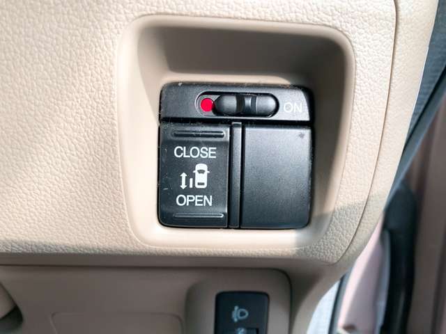 ホンダ Ｎ　ＢＯＸ ６６０ Ｇ Ｌパッケージ H25年 (九州・沖縄) 99