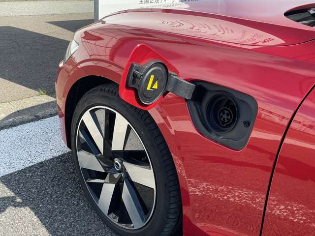 ボルボ Ｖ６０ リチャージ アルティメット Ｔ６ ＡＷＤ プラグイン ハイブリッド ４ＷＤ R6年 (東北) 99