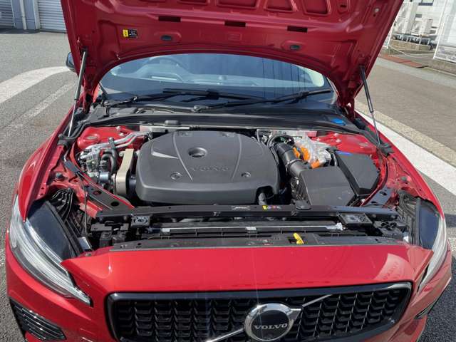 ボルボ Ｖ６０ リチャージ アルティメット Ｔ６ ＡＷＤ プラグイン ハイブリッド ４ＷＤ R6年 (東北) 99