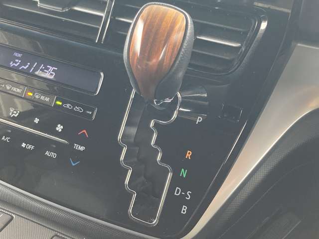 トヨタ エスティマ　ハイブリッド ２．４ アエラス プレミアムＧ ４ＷＤ H28年 (東北) 99