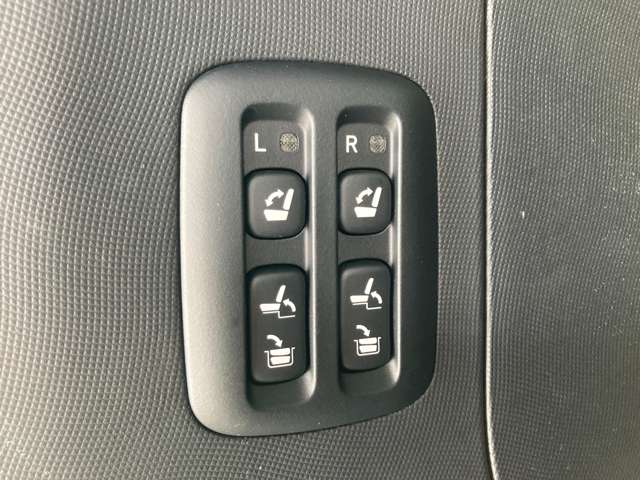 トヨタ エスティマ　ハイブリッド ２．４ アエラス プレミアムＧ ４ＷＤ H28年 (東北) 99