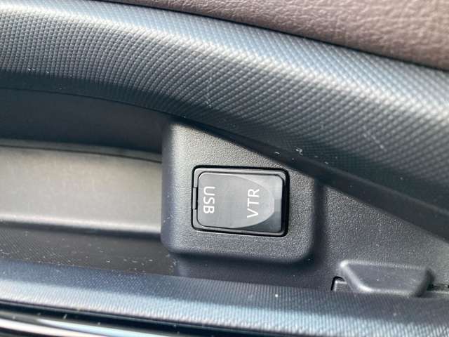 トヨタ アクア １．５ Ｇ H28年 (東北) 99