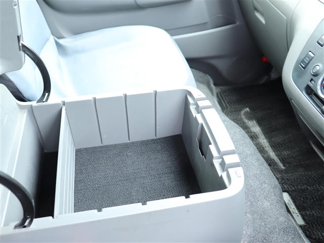 日産 ＮＶ３５０キャラバン ２．０ プレミアムＧＸ ロングボディ H29年 (関東) 99