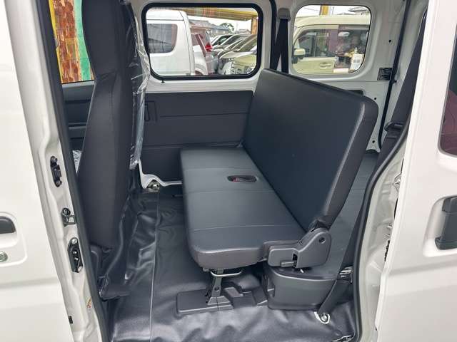 ダイハツ ハイゼットカーゴ ６６０ スペシャルクリーン R7年 (東海) 99