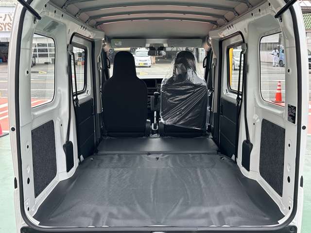 ダイハツ ハイゼットカーゴ ６６０ スペシャルクリーン R7年 (東海) 99