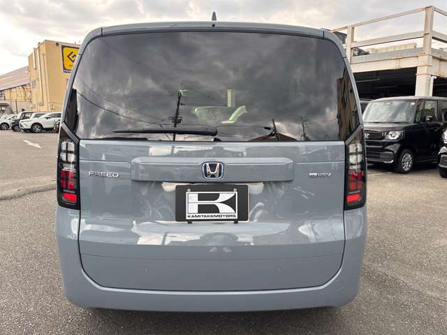 ホンダ フリード　ハイブリッド １．５ Ｅ：ＨＥＶ エアー ＥＸ R7年 (近畿) 99