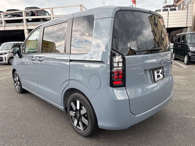 ホンダ フリード　ハイブリッド １．５ Ｅ：ＨＥＶ エアー ＥＸ R7年 (近畿) 99