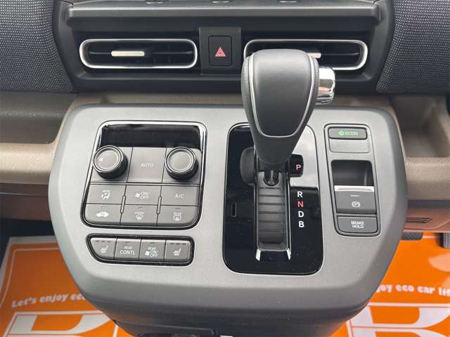 ホンダ フリード　ハイブリッド １．５ Ｅ：ＨＥＶ エアー ＥＸ R7年 (近畿) 99